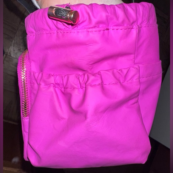 Versace Fuchsia Cosmetic Bag - Picture 4 of 7